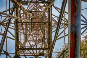 Urbex verlaten Militair terrein Toren