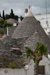 Jan Thijssen ,Kegelwoning Puglia Italie